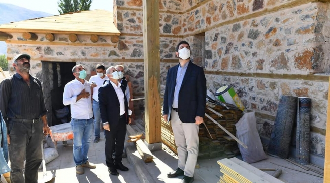 YEŞİLYURT BELEDİYESİ, AŞAĞIKÖY'DEKİ 350 YILLIK TARİHİ CAMİYİ RESTORE ETTİ