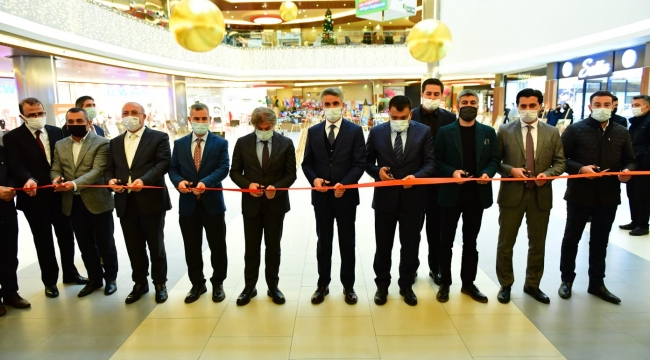 BAKAN YARDIMCISI DEMİRCAN, 'COVİD-19 GÜNLERİNDE YAŞAM' SERGİSİNİN AÇILIŞINI YAPTI 