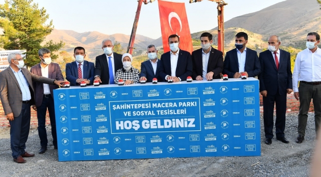 "Yeşilyurt'umuzu Örnek ve Marka Yatırımlarla Büyütmeye Devam Edeceğiz"