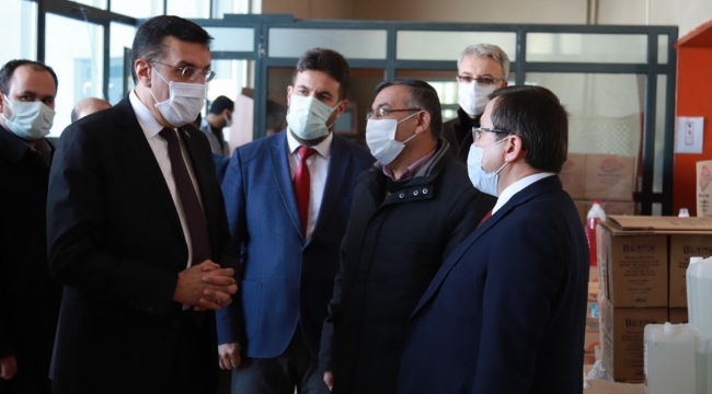 AK Parti MKYK Üyesi ve Malatya Milletvekili Bülent Tüfenkci Malatya Teknopark'ı ziyaret ederek Teknopark firmaları ile istişarelerde bulundu.