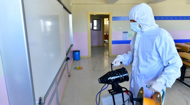 YEŞİLYURT'TA Kİ OKULLAR 15 ŞUBAT'TA Kİ YÜZ YÜZE EĞİTİM DÖNEMİ ÖNCESİNDE DEZENFEKTE EDİLDİ