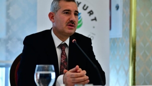 BAŞKAN ÇINAR, YENİ DÖNEM PROJELERİYLE İLGİLİ YEŞİLYURT BELEDİYE MECLİS ÜYELERİNE BİLGİLENDİRMEDE BULUNDU