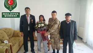 ŞEHİT ANNESİNİN FERYADI YÜREKLERİ DAĞLADI