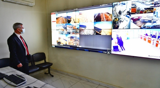 YEŞİLYURT BELEDİYESİ GÜVENLİK İZLEME MERKEZİ, 502 NOKTAYI AYNI ANDA TAKİP EDİYOR