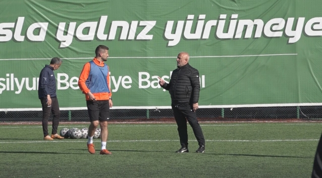 YEŞİLYURT BELEDİYESPOR, ŞAMPİYONLUK İÇİN KENETLENDİ