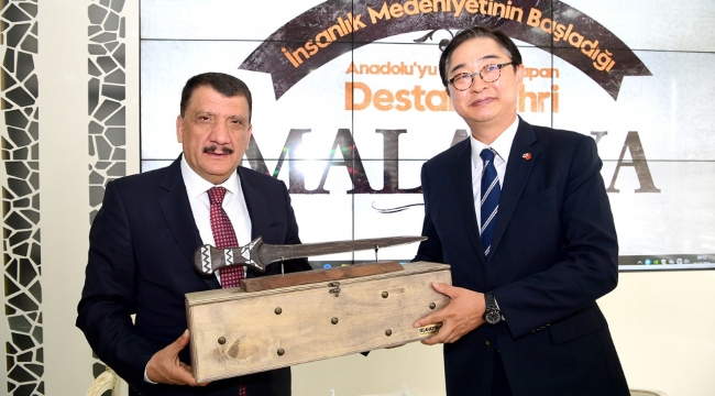 GÜNEY KORE BÜYÜKELÇİSİ WON IK LEE'DEN BAŞKAN GÜRKAN'A ZİYARET