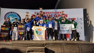 YEŞİLYURT BELEDİYESPOR KİCK-BOKS TAKIMI, AVRUPA KUPASI MAÇLARINDA ÜÇÜNCÜLÜK KUPASININ SAHİBİ OLDU