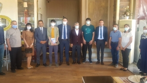 BAŞKAN ÇINAR, GENÇ YAŞTA BÜYÜK BİR BAŞARININ ALTINA İMZA ATAN FERİDUN BALABAN İLE BİRARAYA GELDİ