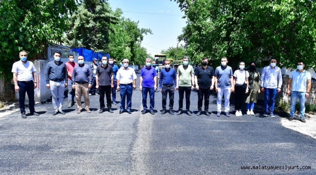 BAŞKAN ÇINAR, HOCA AHMET YESEVİ MAHALLESİNDE GERÇEKLEŞEN YOL YENİLEME HİZMETLERİNİ İNCELEDİ