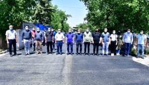 BAŞKAN ÇINAR, HOCA AHMET YESEVİ MAHALLESİNDE GERÇEKLEŞEN YOL YENİLEME HİZMETLERİNİ İNCELEDİ