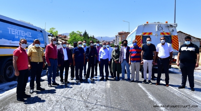 BAŞKAN ÇINAR, SEYRAN MAHALLESİNDEKİ TEMİZLİK ÇALIŞMALARINI İNCELEDİ