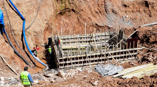 KERNEK MEYDANI ESKİDEN OLDUĞU GİBİ AYAĞA KALKACAK