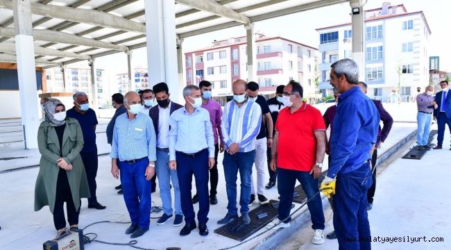 MAHALLE MUHTARLARINDAN YEŞİLYURT BELEDİYESİNE 'YEŞİLTEPE SEMT PAZARI VE YEŞİL GIDA MARKET'TEŞEKKÜRÜ