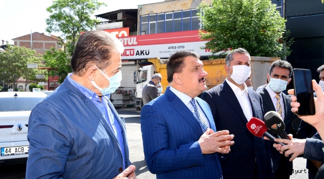 Sanayi Kavşağında asfalt çalışmalarını inceleyen Başkan Gürkan,