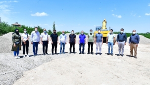 TOPSÖĞÜT'LÜ GENÇLER İSTEDİ, BAŞKAN ÇINAR YERİNE GETİRİYOR 