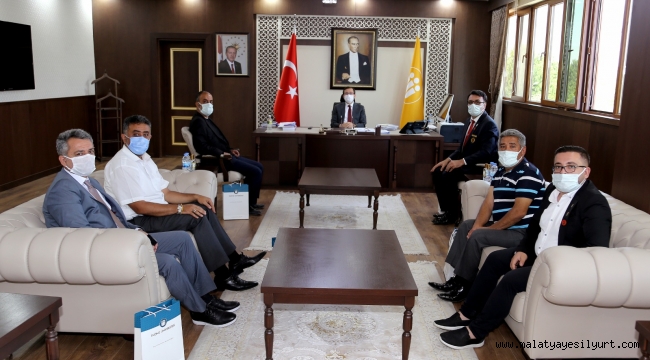 Türkiye Harp Malulü Gaziler Şehit Dul ve Yetimleri Derneği Malatya Şubesi İl Başkanından İnönü Üniversitesi Rektörü Prof. Dr. Ahmet Kızılay'a Ziyaret