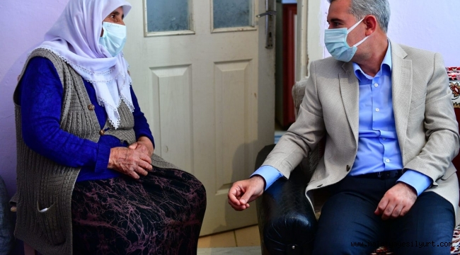 YEŞİLYURT BELEDİYE BAŞKANI MEHMET ÇINAR, 73 YAŞINDAKİ PAKİZE KOÇ'U ZİYARET EDEREK HÂYIR DUASINI ALDI