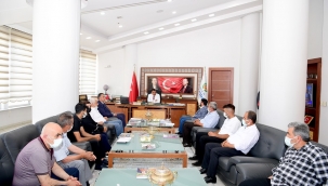 AK PARTİ YEREL YÖNETİMLERDEN BAŞKAN GÜRKAN'A ZİYARET