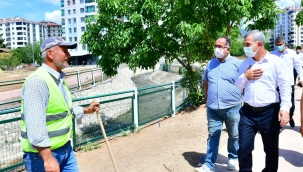 BAŞKAN ÇINAR, ÇİLESİZ MAHALLESİNDE YAPIMI DEVAM EDEN YENİ SOSYAL YAŞAM ALANINI İNCELEDİ