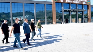 BAŞKAN GÜRKAN FUAR ALANINDAKİ YENİ YOL ÇALIŞMALARINI İNCELEDİ MALATYA'YI YENİ YOL AKSLARIYLA DONATIYORUZ