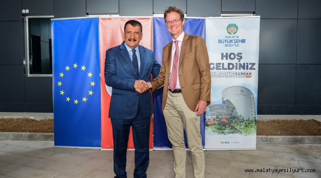 Başkan Gürkan ile birlikte Lisanslı Depoculuk alanında incelemelerde bulunan Büyükelçi Nikolaus Meyer-Landrut,