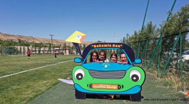 Hayaller Gökyüzünü Renklendirdi