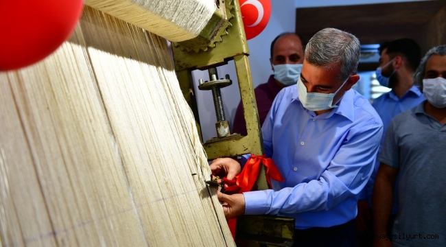 MAHMUT ÇALIK&AHMET ÇALIK TEKSTİL MÜZESİ, HALI DOKUMA KURSUNA EV SAHİPLİĞİ YAPIYOR