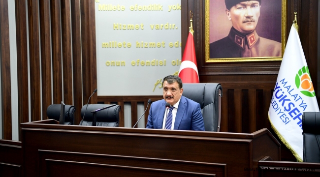 Öğrenciler Feribot Turunun ardından Başkan Gürkan'ı ziyaret etti