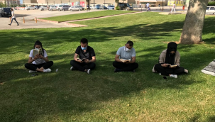 '' OKUYAN BİR GENÇLİK HER ZAMAN ÖNDEDİR ''