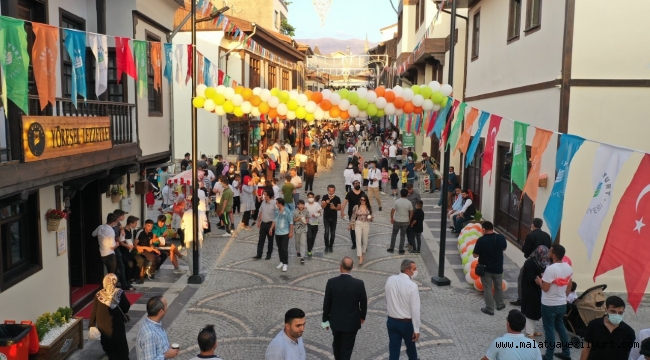 TARİHİ YEŞİLYURT KONAKLARINDA HEYECANLI VE COŞKU DOLU ANLAR YAŞANDI