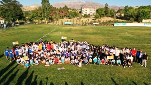 YEŞİLYURT BELEDİYESİ SPOR ŞENLİĞİNİN ÖDÜL TÖRENİ YAPILDI 