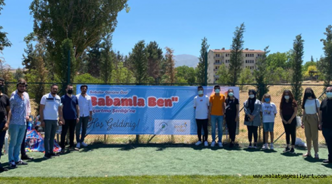 Yeşilyurt Belediyesi ve AK Parti Yeşilyurt Gençlik Kolları'ndan Babalar Gününe Özel Uçurtma Şenliği