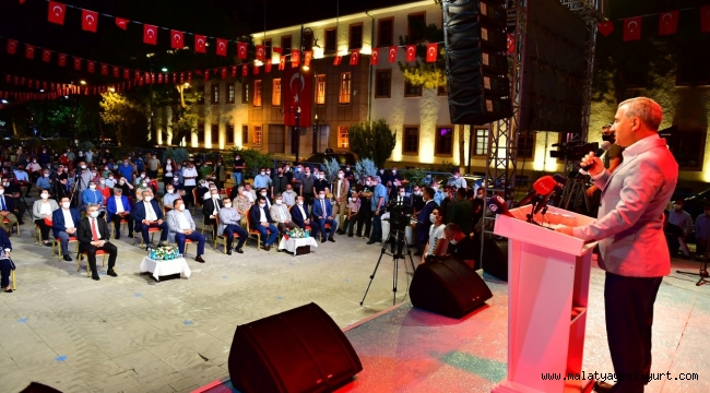 BAŞKAN ÇINAR'DAN 15 TEMMUZ DEMOKRASİ VE MİLLİ BİRLİK GÜNÜ MESAJI;