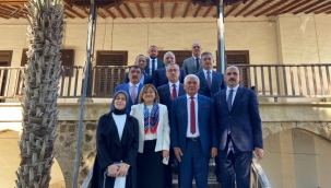 BAŞKAN GÜRKAN KIBRIS'TA COŞKUYLA KARŞILANDI