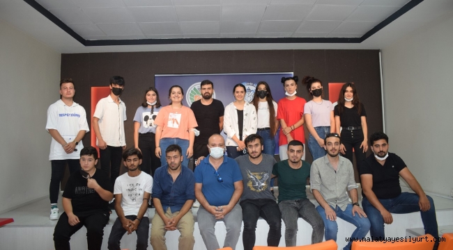MALATYA KENT KONSEYİ'NDEN TİYATRO KURSU