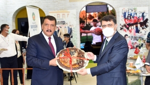 ANKARA'DA 'GENÇ DOSTU ŞEHİRLER KONGRE VE SERGİSİ' GERÇEKLEŞTİRİLDİ