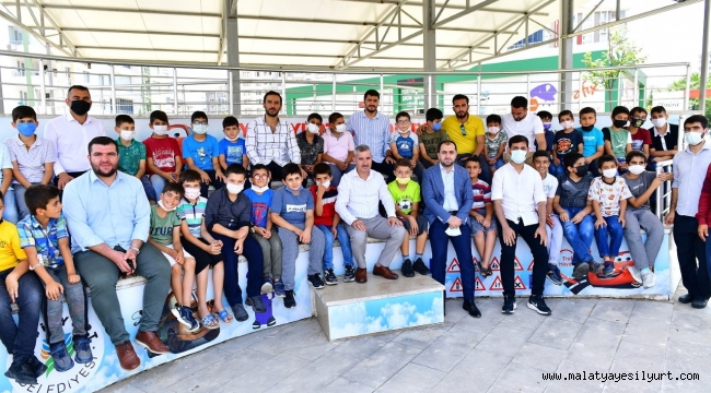 YEŞİLYURT BELEDİYESİ ÇOCUK TRAFİK EĞİTİM PARKI, 220'YE YAKIN KURAN KURSU ÖĞRENCİSİNİ AĞIRLIYOR