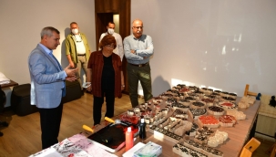 AK PARTİ GENEL BAŞKAN DANIŞMANI GÜLDAL AKŞİT, MAHMUT ÇALIK&AHMET ÇALIK TEKSTİL MÜZESİNİ İNCELEDİ