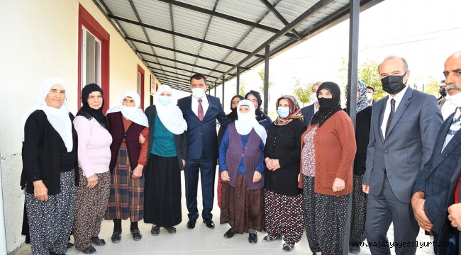 Narmikan Mahallesinde Vatandaşlarla Bir Araya Gelen Başkan Gürkan,