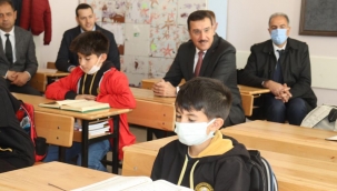 "Gelecek, eğitimcilerimizin elinde şekillenecektir"