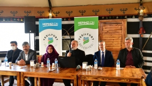 'AİLEYİ KORUMAK FETHİMİZDİR' PROJESİ KAPSAMINDA 'DEDEMİN DİLİNDEN GEÇMİŞTE AİLE' SÖYLEŞİSİ DÜZENLENDİ