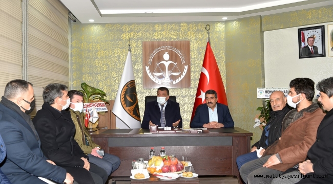 GÜRKAN SEYYAR PAZARCILAR ESNAF ODASINI ZİYARET ETTİ