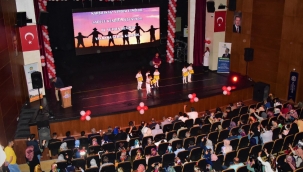 Büyükşehir Belediyesi semt konaklarında eğitim gören 300 öğrenci