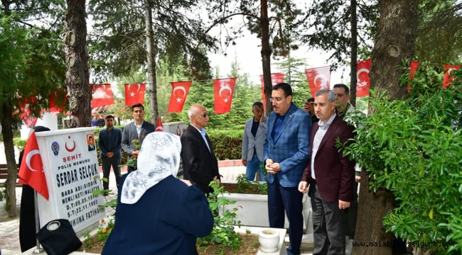 MİLLETVEKİLİ TÜFENKCİ İLE BELEDİYE BAŞKANI ÇINAR, ŞEHİTLİĞİ ZİYARET ETTİ 