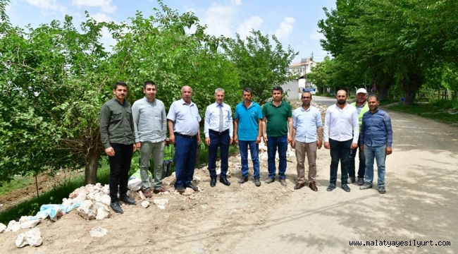 BAŞKAN ÇINAR, SAMANKÖY MAHALLESİNDEKİ TAŞ DUVAR VE ÇEVRE DÜZENLEME ÇALIŞMALARINI İNCELEDİ