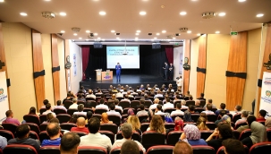 'Kamu Yönetiminde Etik ve Etik Davranış İlkeleri' Konulu Eğitim Seminerine Katılan Büyükşehir Belediye Başkanı Selahattin Gürkan: