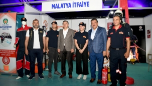 VALİ ŞAHİN VE BAŞKAN GÜRKAN STANTLARI GEZDİ