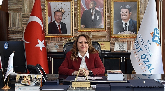 Geleneksel kumaşlardan üniversite sanayi iş birliğiyle modern kıyafetler üretiliyor