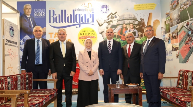 TAM BANA GÖRE FESTİVALİ'NDE BATTALGAZİ BELEDİYESİ STANDINA YOĞUN İLGİ
